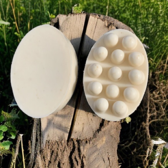 Hand Crafted Oatmeal Honey & Milk Soap Bar - Picture 5 of 5